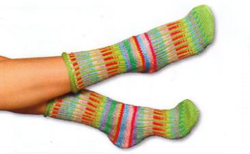 Разноцветные вязаные носки со спиральной пяткой